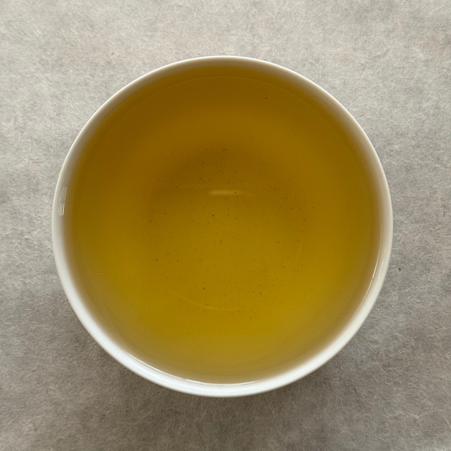 OOLONG 生烏龍茶 こうしゅん
