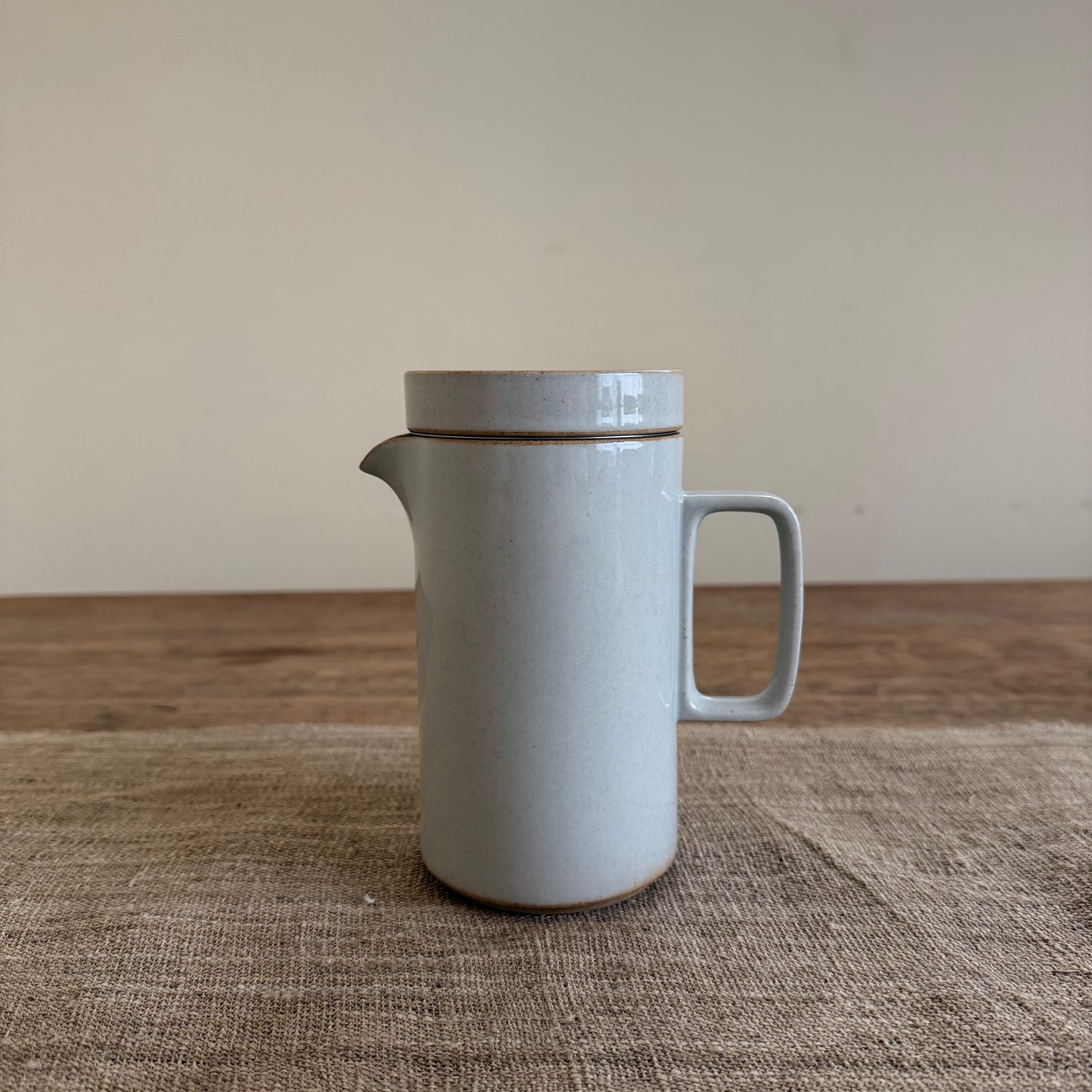 HASAMI PORCELAIN　縦型ティーポット